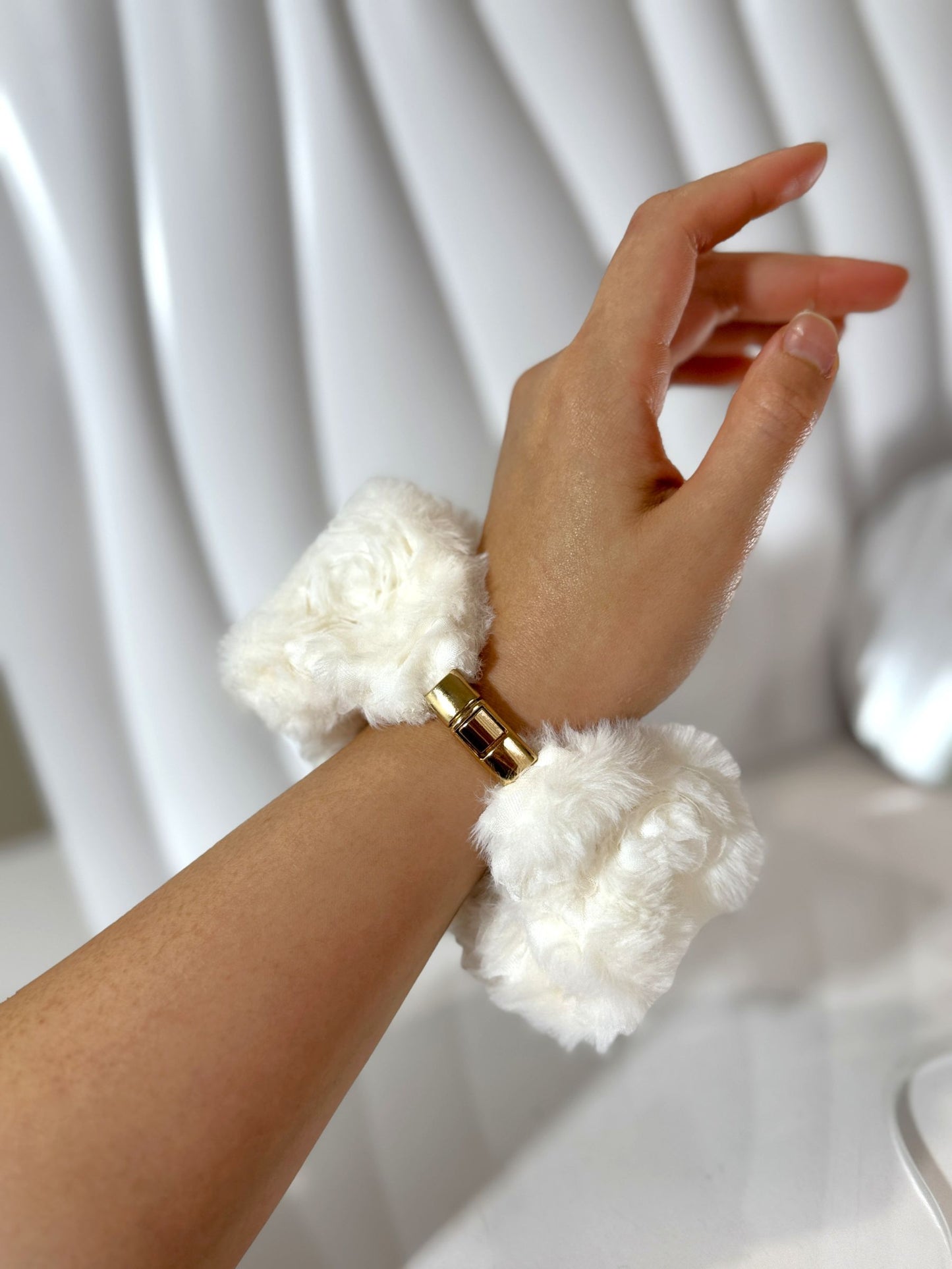 XL - Cottonball | Openable Scrunchies